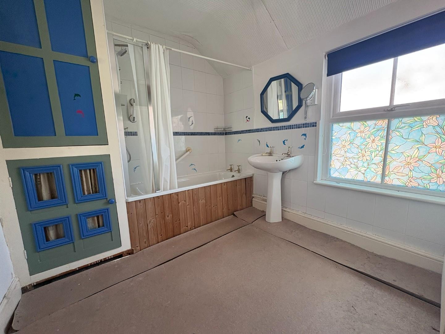 Bathroom.JPEG